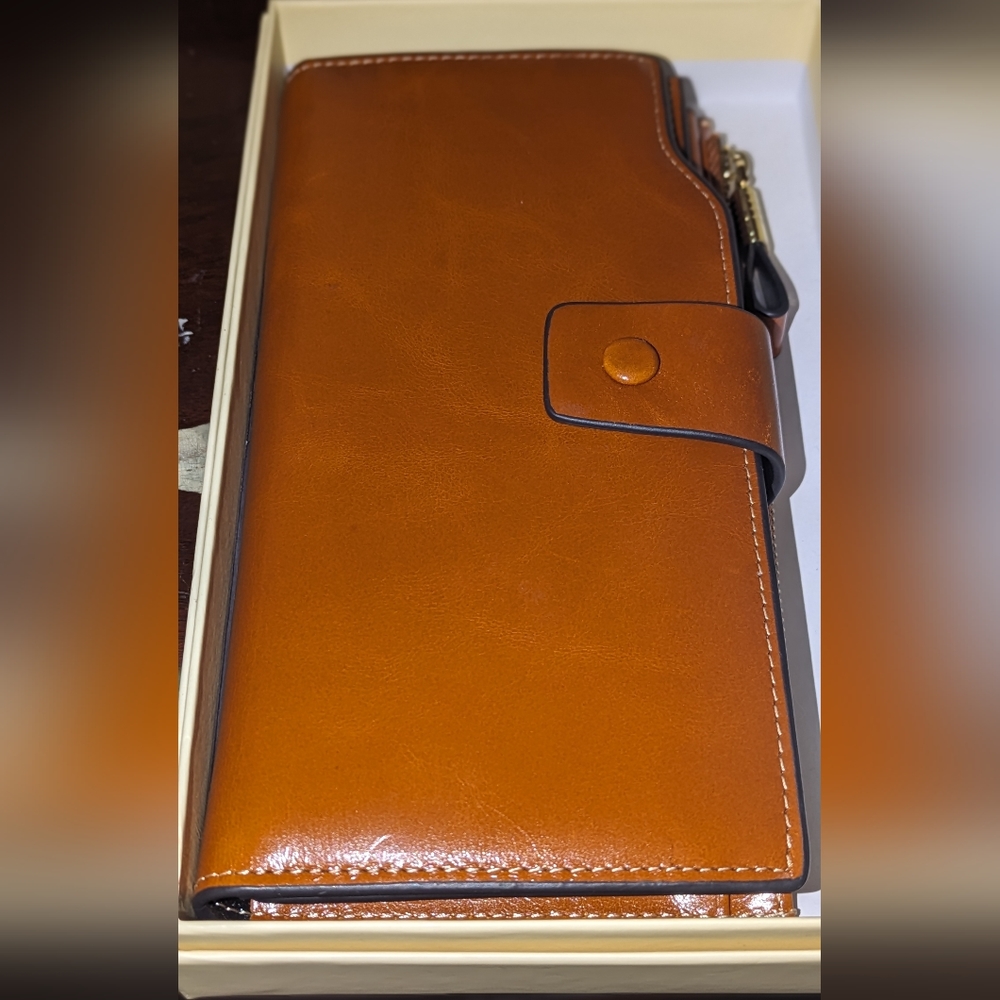 Yaluxe multi-card cell phone all leather wallet in waxed brown.